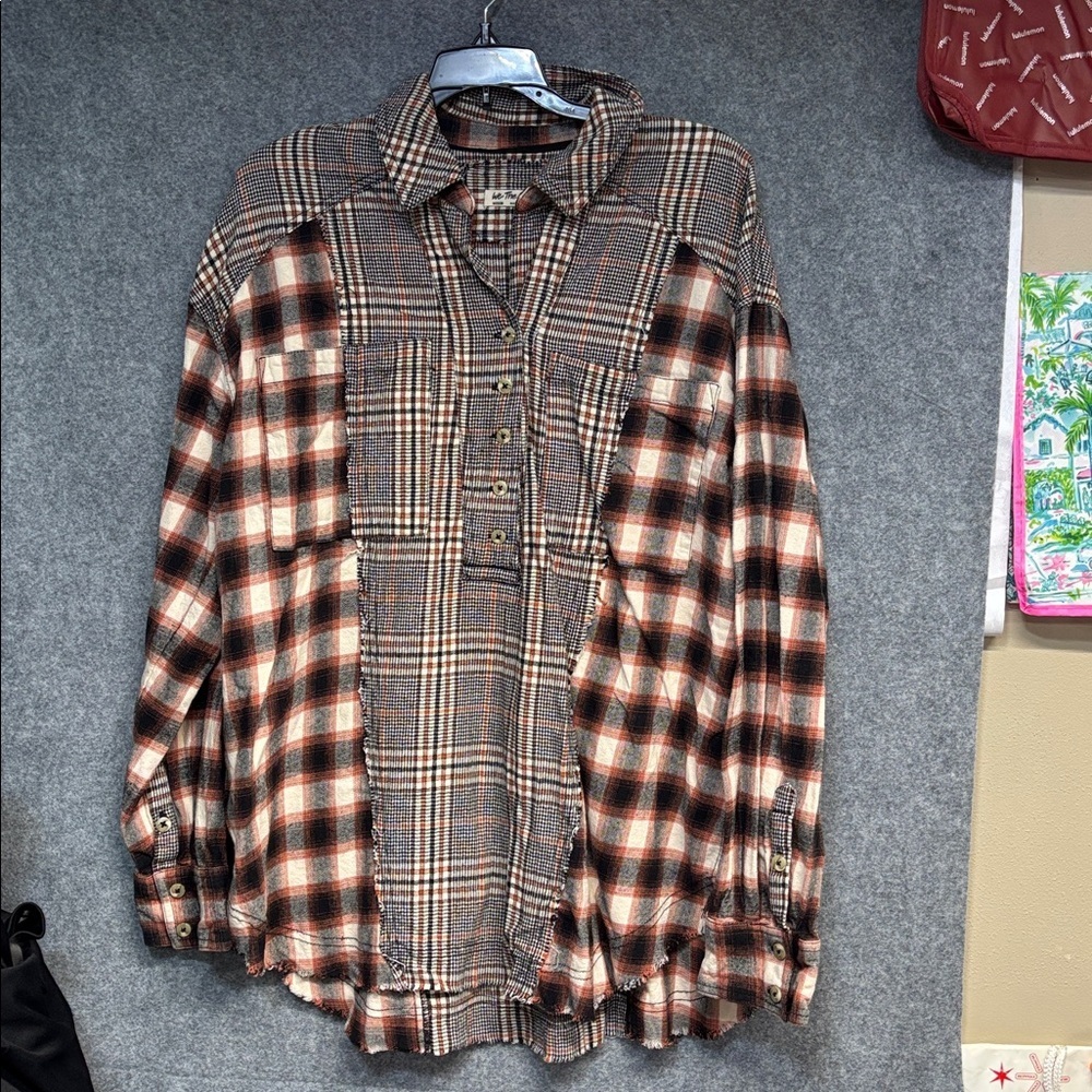 We The Free Wild Fire Plaid Button-Down oversized  collard Shirt M - Picture 2 of 13
